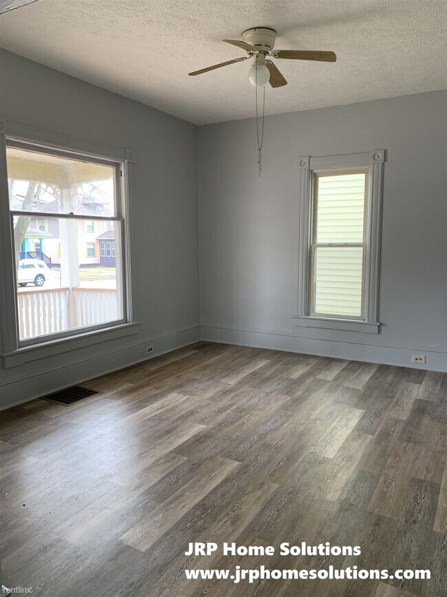 Building Photo - 4 br, 1 bath House - 202 S West Ave