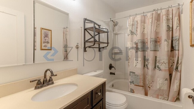 Building Photo - 503 E Montgomery Ave