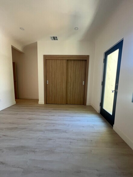 Building Photo - 163 N Arnaz Dr