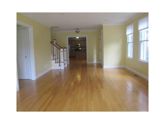 Building Photo - 99 Ferry Landing Cir