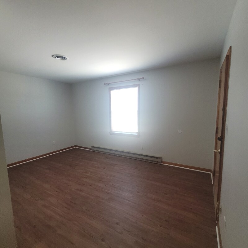 Building Photo - 1252 Gatewood Rd