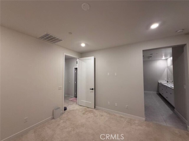 Building Photo - 602 Catalonia