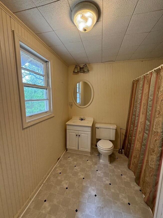 Building Photo - 5424 New Liberty Rd