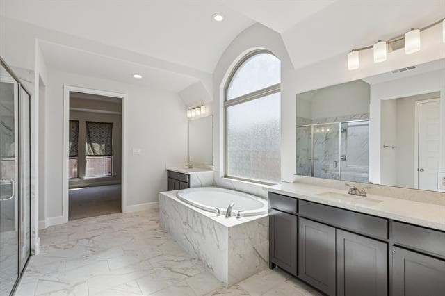 Building Photo - 3300 Honey Suckle Ln