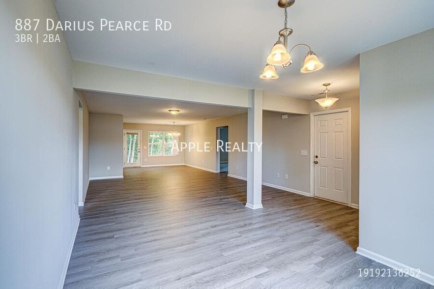 Building Photo - 887 Darius Pearce Rd