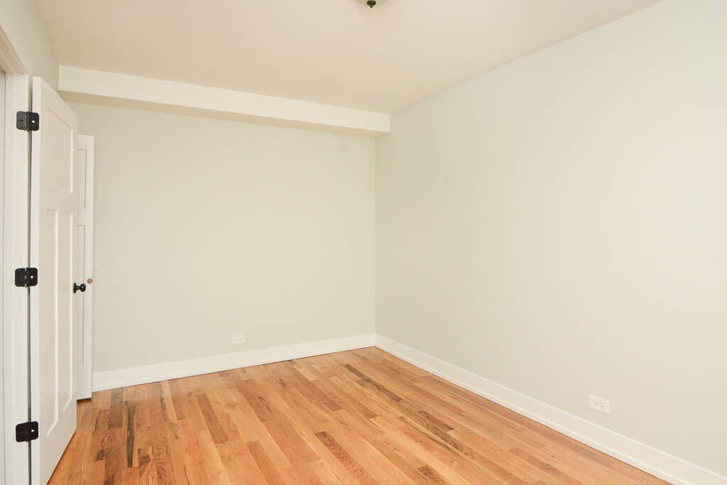 Building Photo - 562 W Arlington Pl