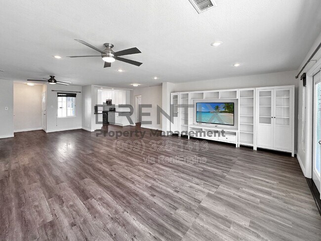 Building Photo - 938 W Berkeley Ct