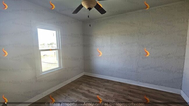 Building Photo - Cozy Country Home on a Large Lot