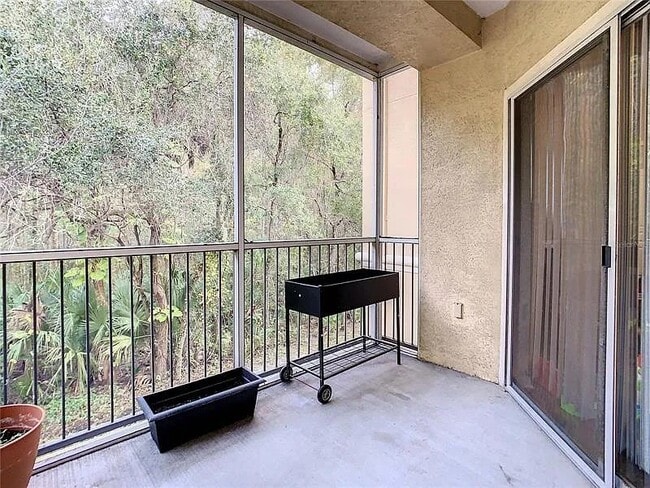 Building Photo - 5125 Palm Springs Blvd