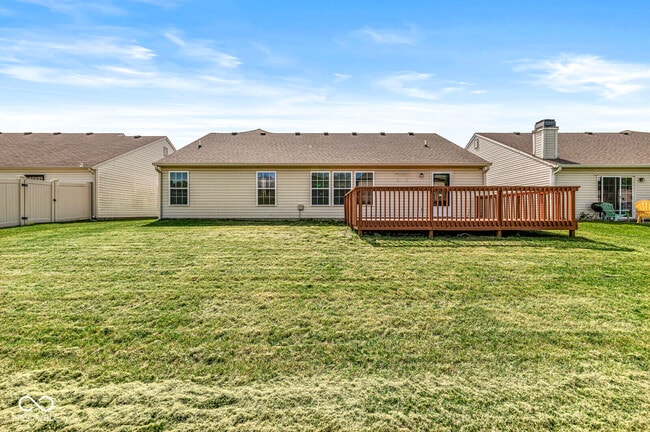 Building Photo - 2747 Foxbriar Pl