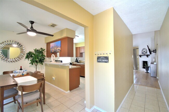 Building Photo - 5414 Quail Tree Ln