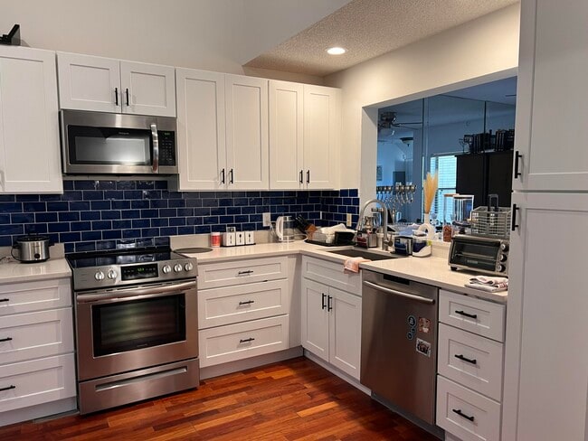 Building Photo - 9343 Ketay Cir