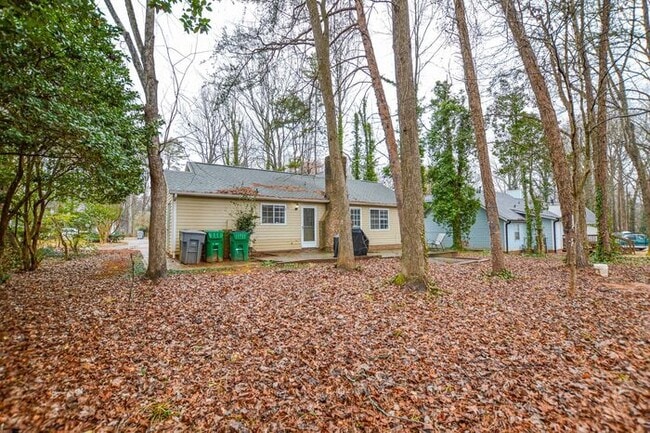 Building Photo - Easy Commute to the University or Uptown Charlotte COMING SOON!!!