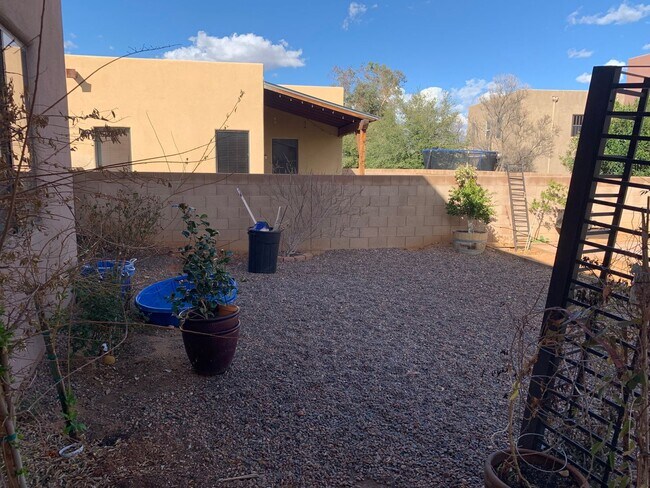 Building Photo - 3BR/2.5BA/2CG, 2072 sq.ft. rental in Sierra Vista, AZ