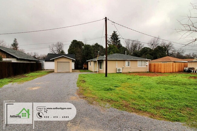 Building Photo - 3120 Pioneer Ln