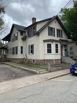 Building Photo - 39 Warren St