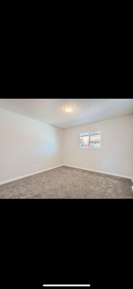 Building Photo - 1046 W 88th Ave