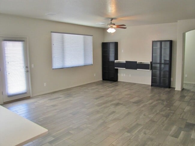 Building Photo - 4BR/2BA/2CG 2102 sq.ft. rental in Cimmaron Estates in Sierra Vista, AZ