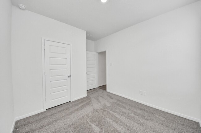 Building Photo - 18211 Hidden Dahlia Dr