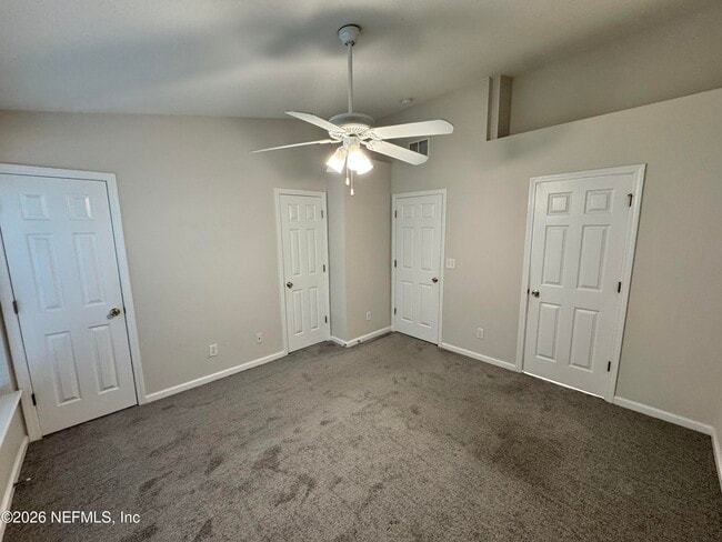 Building Photo - 8428 Thornbush Ct