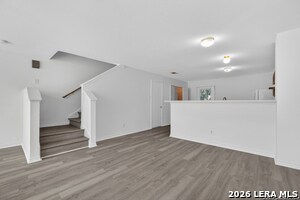 Building Photo - 10 Bratton Dr