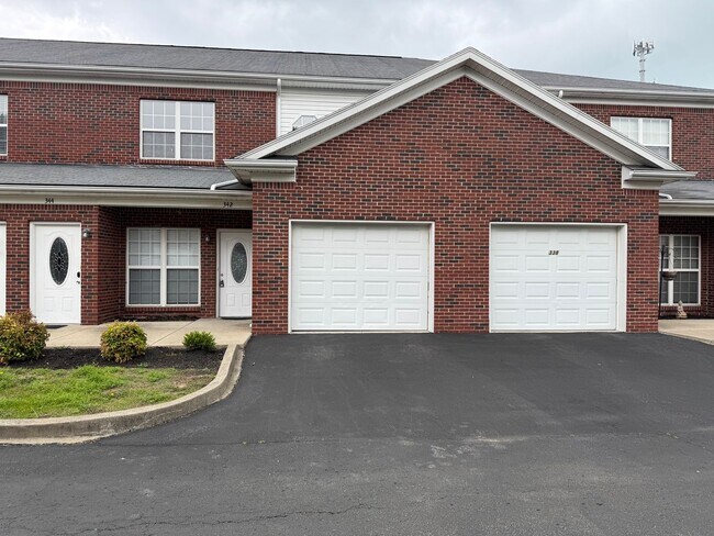Primary Photo - Beautiful 2 Bedroom Condo in Dorsey Village