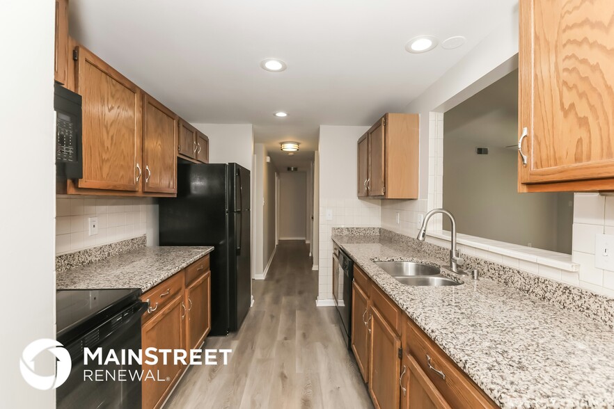 Building Photo - 5927 Sunrise Ct