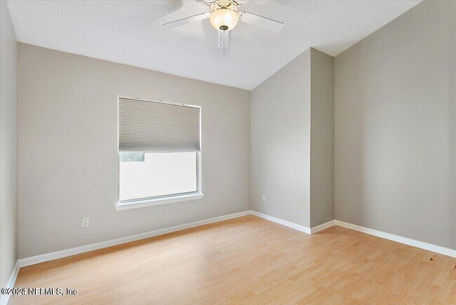 Building Photo - 1212 Coghill Cir