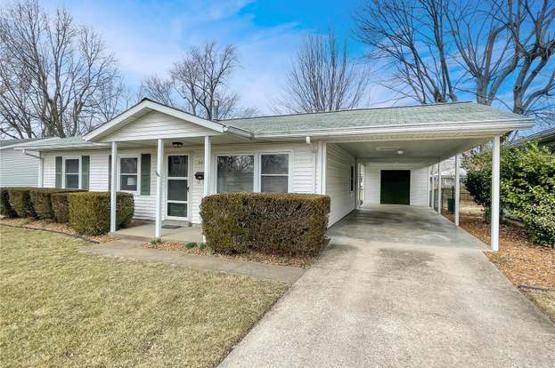 Building Photo - 3907 Memorial Dr