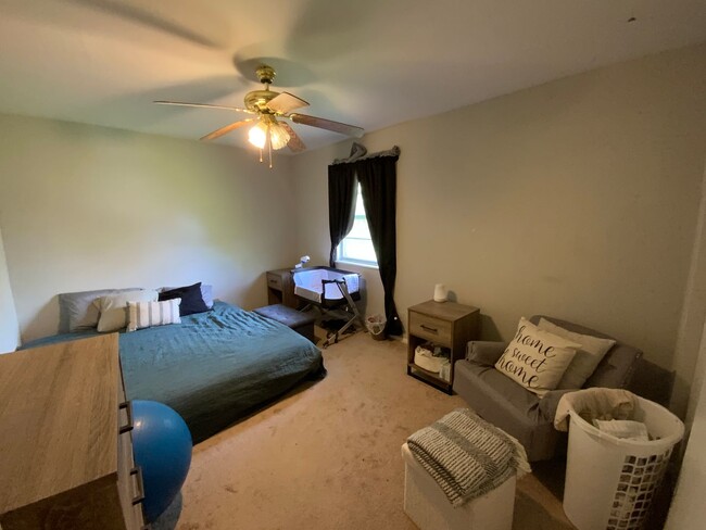 Building Photo - 4209 Defoe Dr