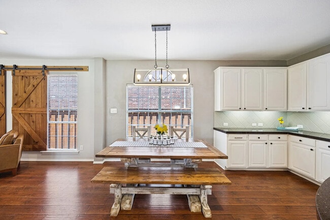 Building Photo - 2716 Royal Troon Dr