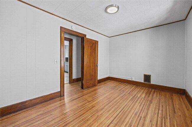 Building Photo - 97 Rohr St