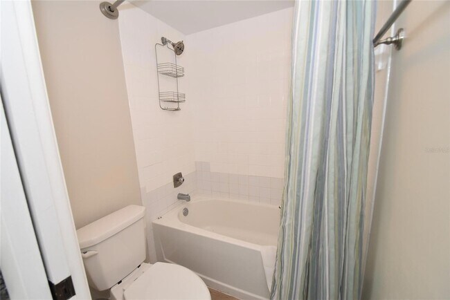 Building Photo - 1720 Glenhouse Dr