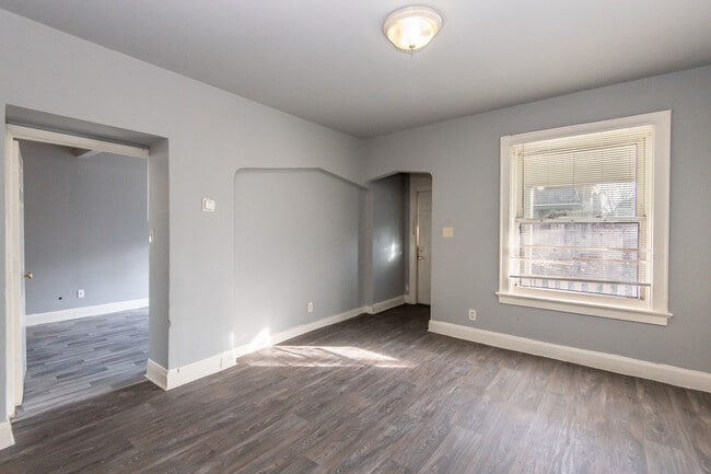 Building Photo - 2917 N 13th St