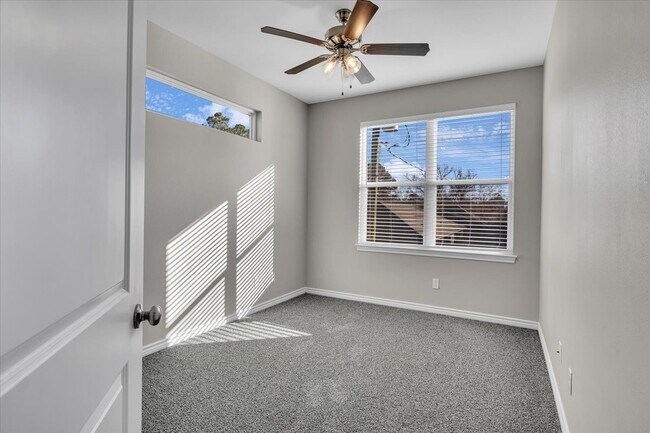 Guest Bedroom 1 - 10670 Washita Dr