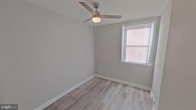 Building Photo - 206 E Walnut Park Dr