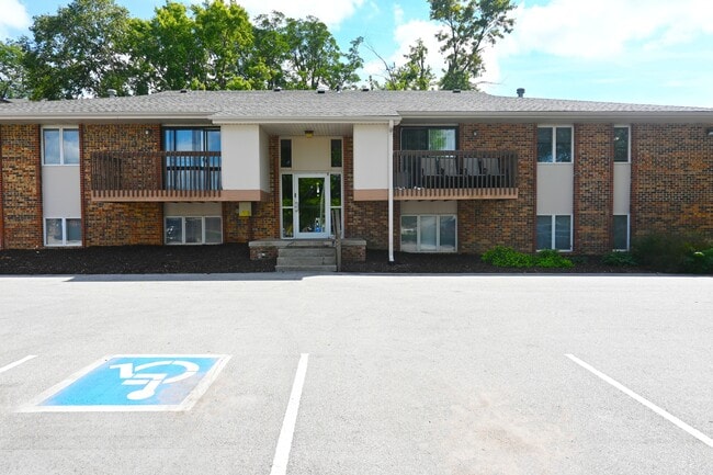 Floorplan - Square 131 - 8 Plex