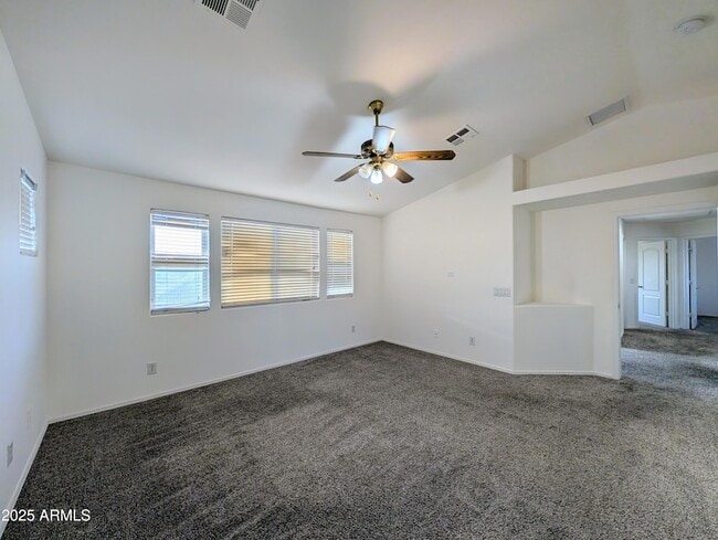 Building Photo - 3848 E Pollack St