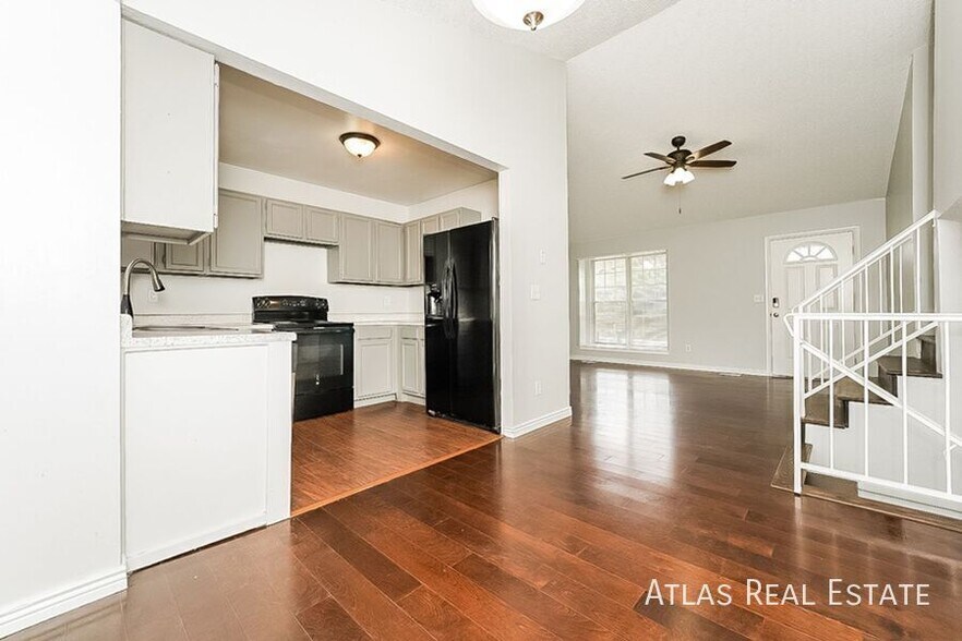 Building Photo - 19779 E Dartmouth Ave