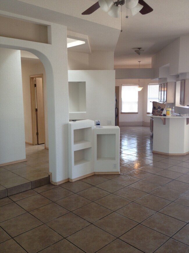 Building Photo - 5029 Shadow Mountain Rd