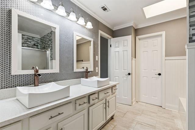Building Photo - 4673 Feathercrest Dr