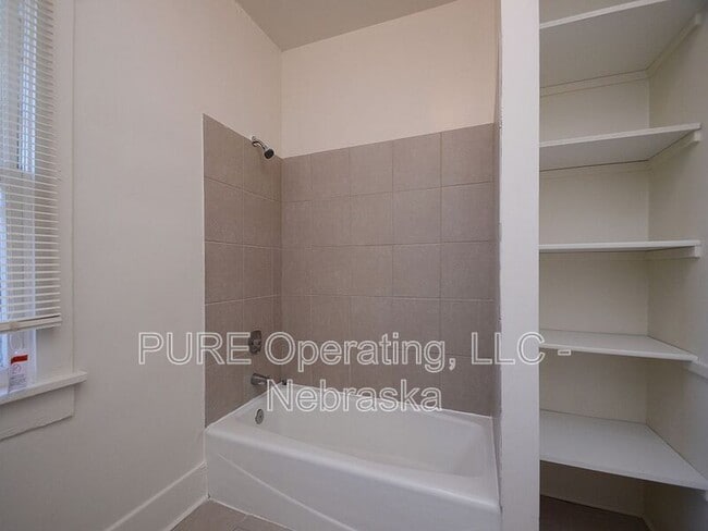 Building Photo - 3809 N 19th St