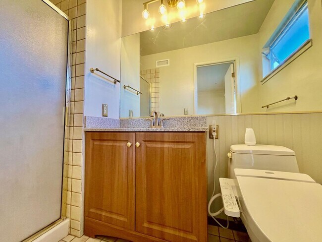 Building Photo - 7583 Lockford Ct