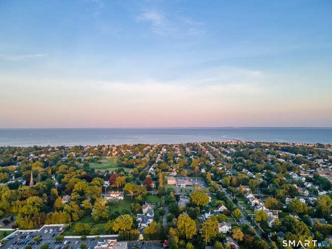 Building Photo - 345 Reef Rd