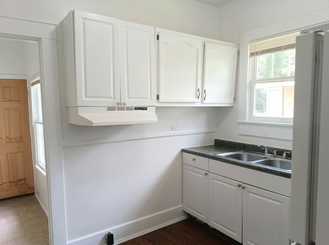 Building Photo - 3BR/2BA Home in Birmingham – $1,340/Month | Vouchers Accepted