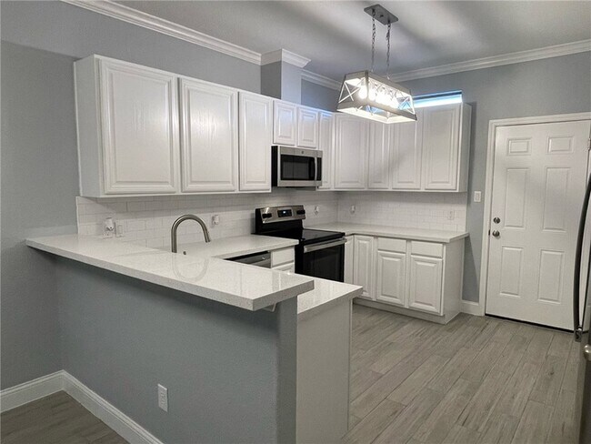 Building Photo - 3838 Oldenburg Ln