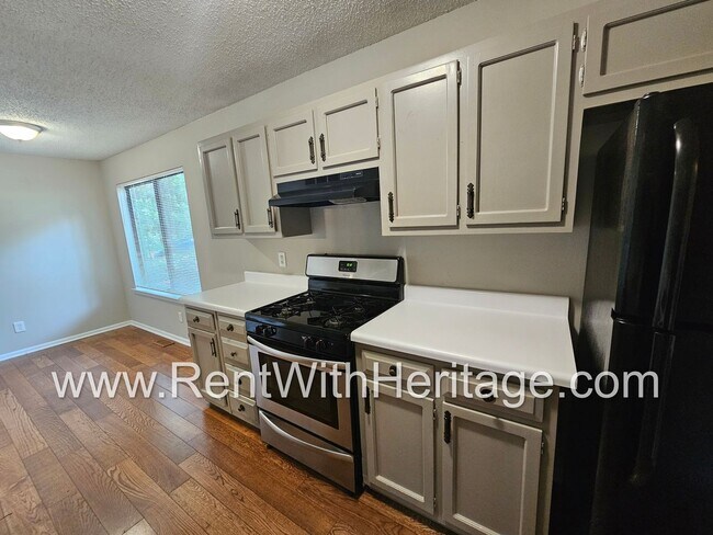 Building Photo - Gorgeous 4bd / 2.5 in Popular Arbor Statio...