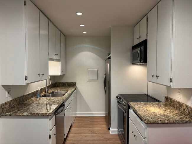Kitchen #1 - 1707 Pacific Coast Hwy