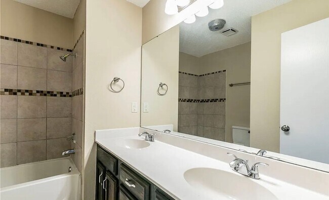 Building Photo - 802 Antelope Trail