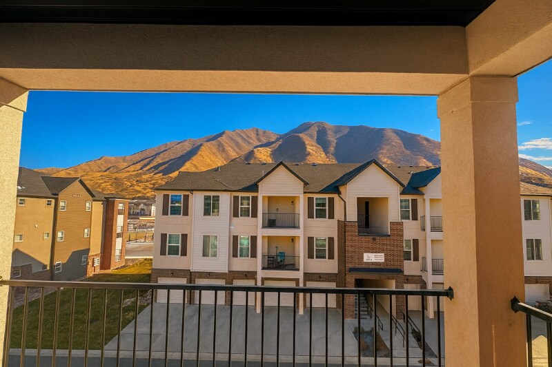 Building Photo - 4777 Alder Dr